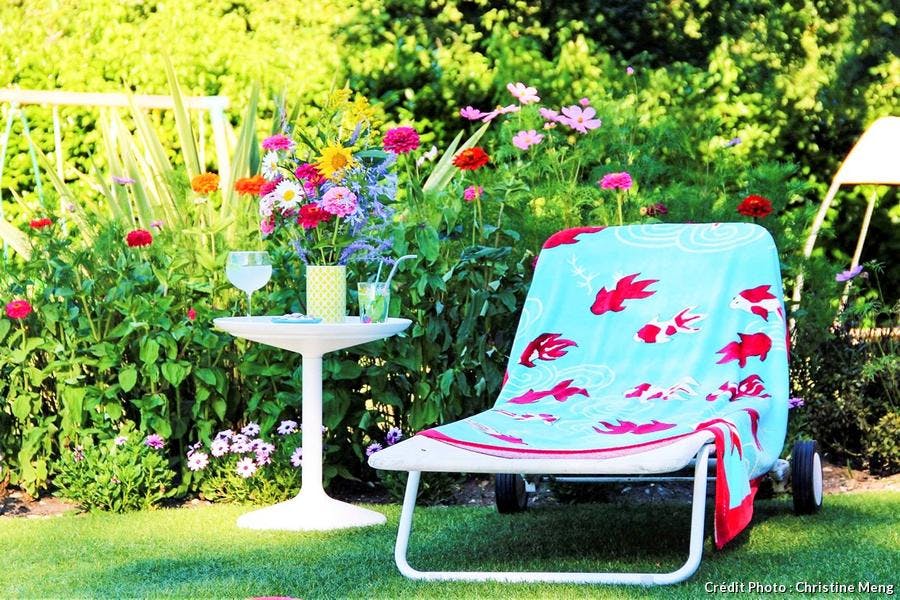 chaise longue
